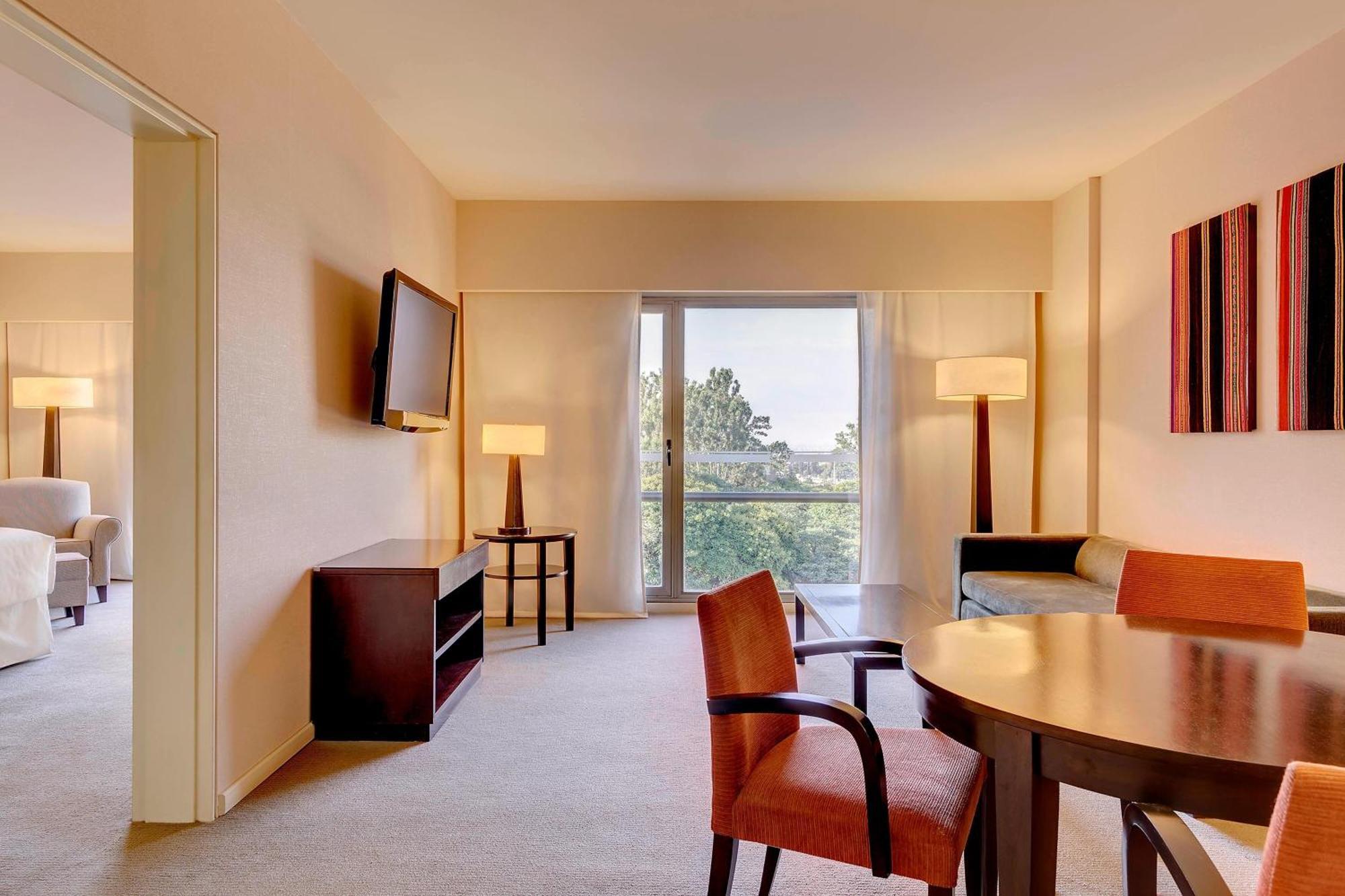 Sheraton Salta Hotel Экстерьер фото